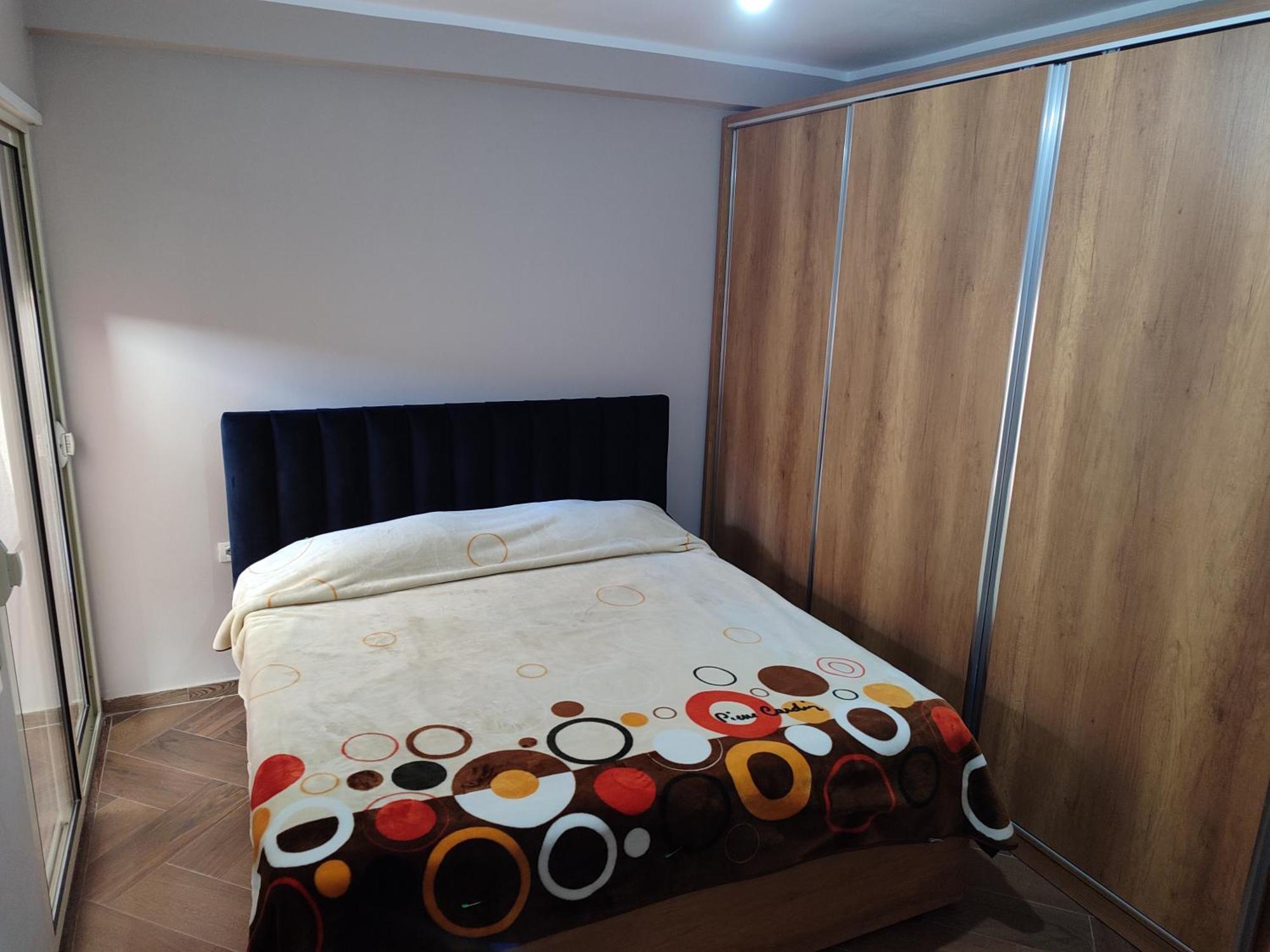 Maksimilian Apartament Дуррес Екстер'єр фото