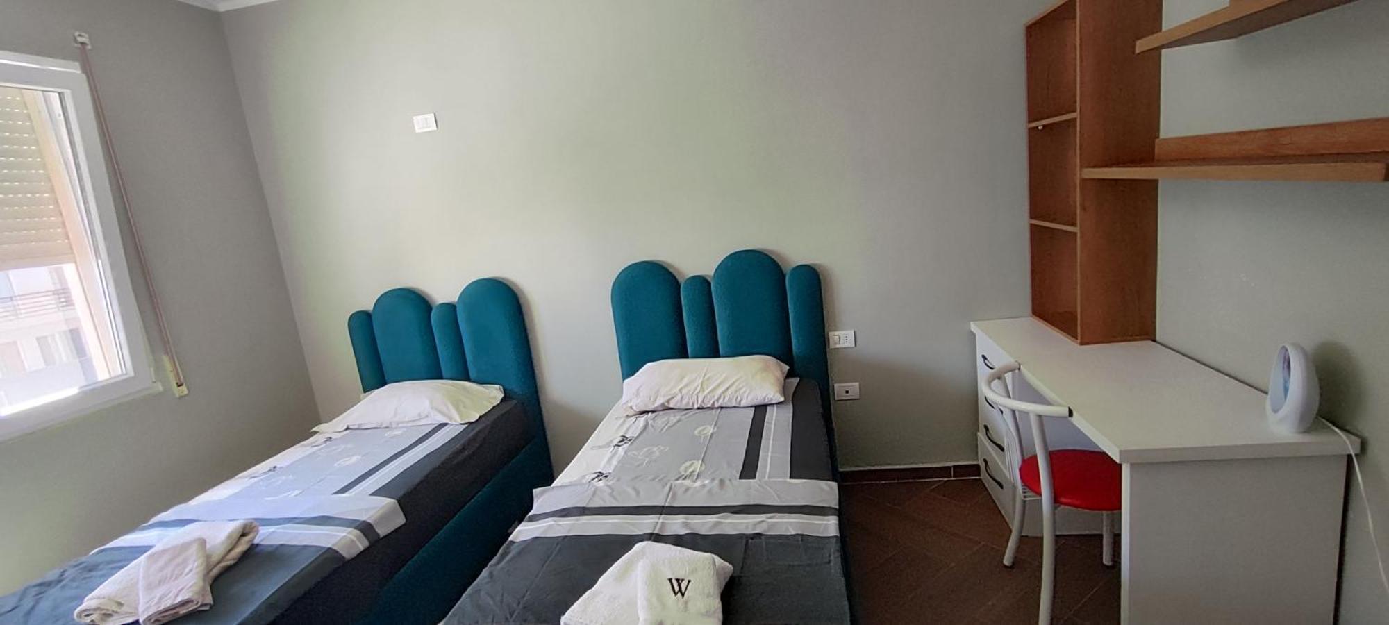 Maksimilian Apartament Дуррес Екстер'єр фото